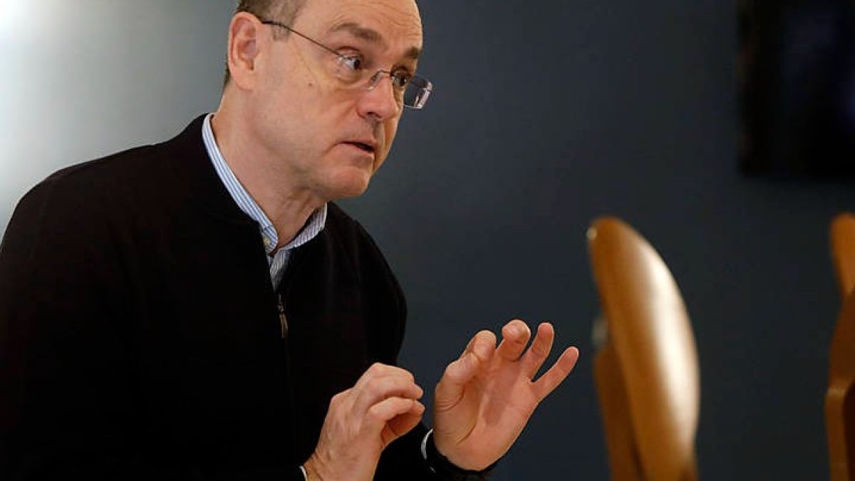 Pedro Baños, durante una entrevsita con Diario de León. MARCIANO PÉREZ