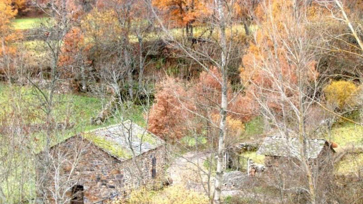La lechería de Sosas de Laciana, conocida como La Popular, se ubica en un entorno privilegiado.