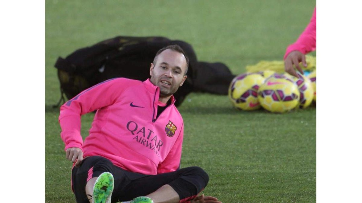 Andrés Iniesta se ejercitó con total normalidad