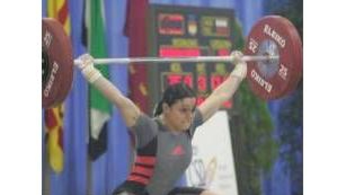 María de la Puente sigue acaparando la atención del deporte berciano