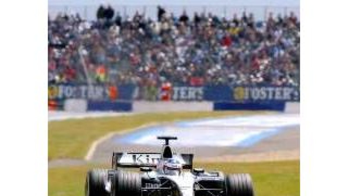 Raikkonen consiguió una pole que era muy necesitada por McLaren