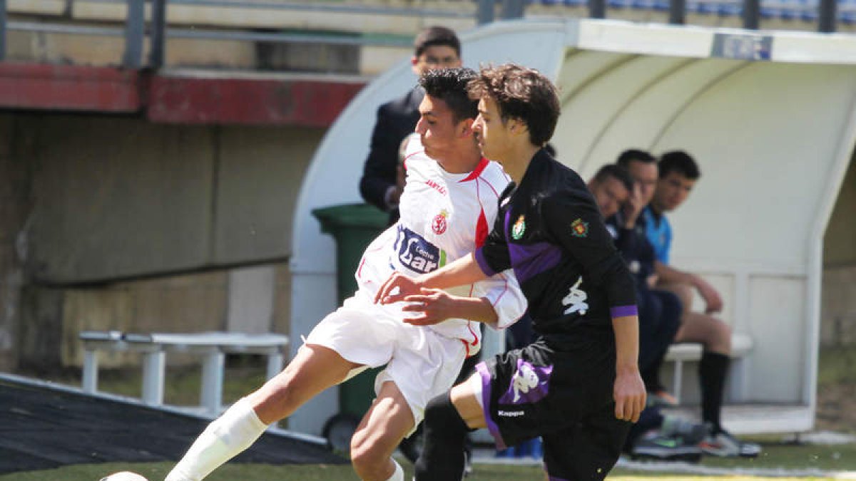 La Cultural se vio superada por el Valladolid B en la despedida de la temporada.