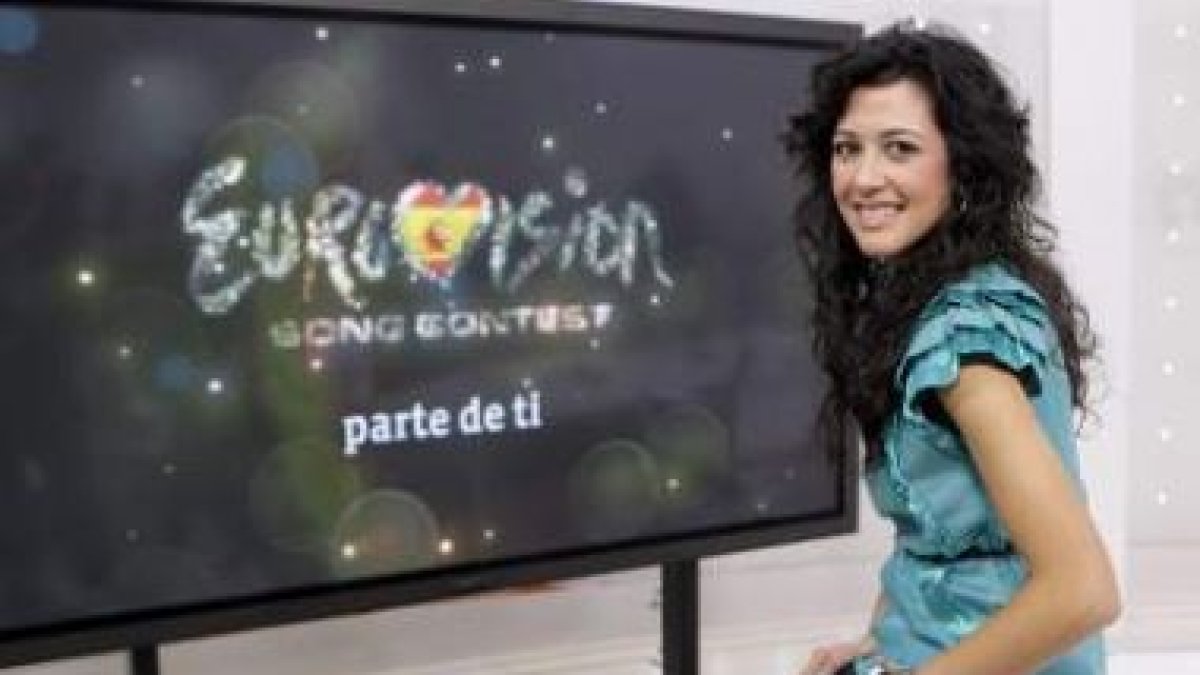 La cantante gallega Lucía Pérez, ayer, en la rueda de prensa de presentación.