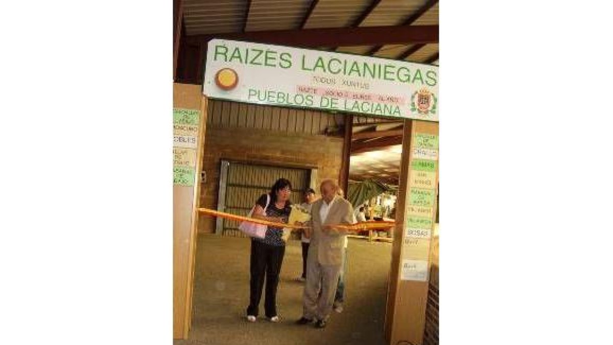 Ana Luisa Durán y Juan Manuel Lorenzo, durante la inauguración