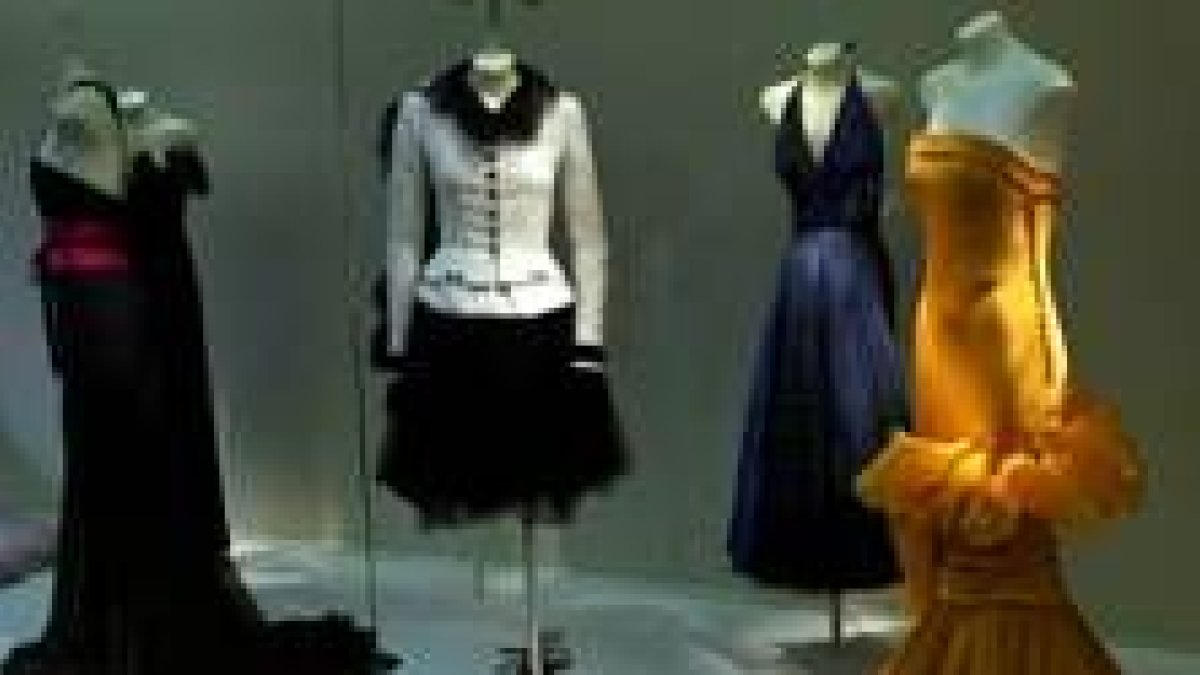 Los vestidos de la serie están entre los objetos difíciles de hallar