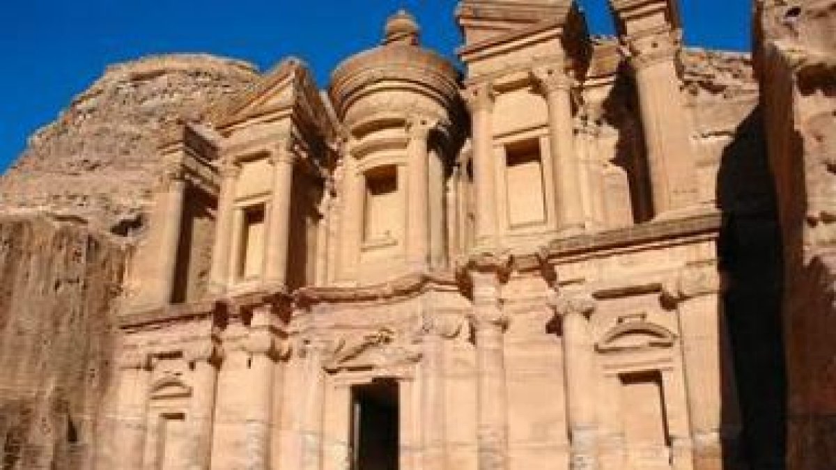 Petra es el punto central de cualquier visita a Jordania