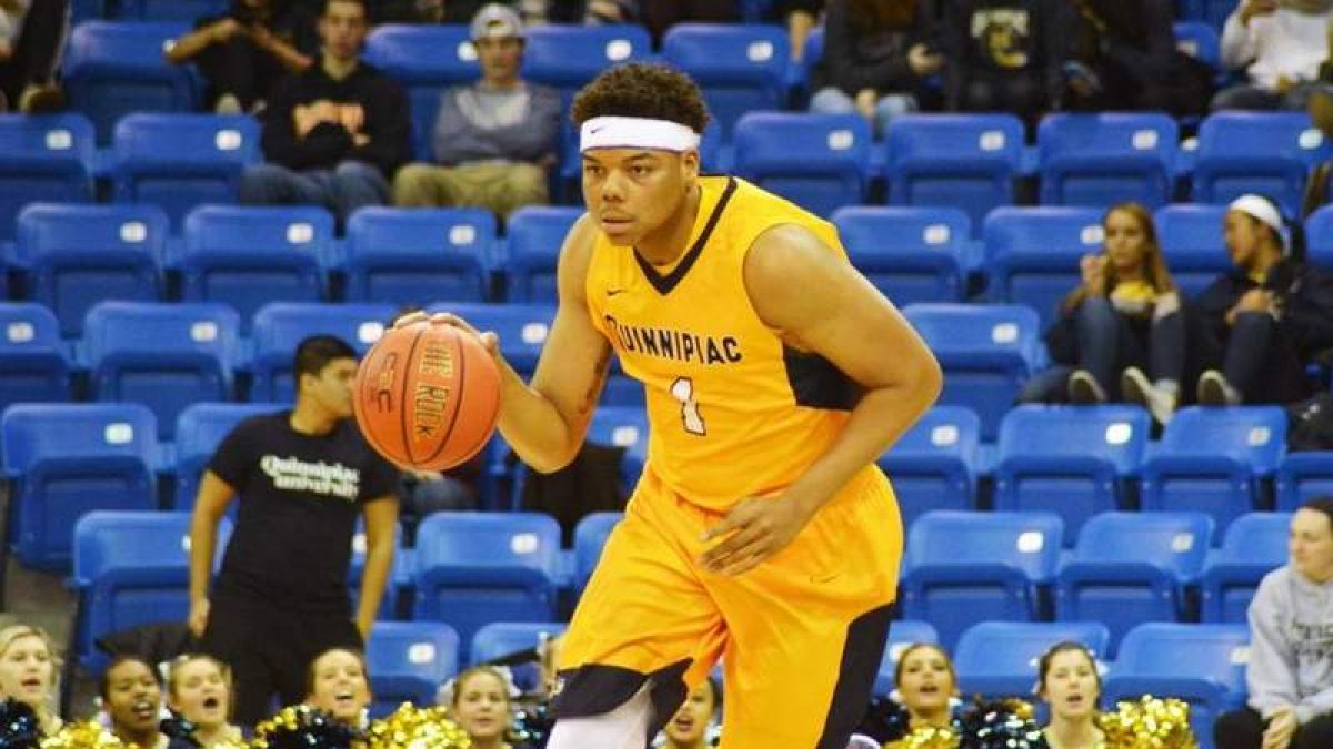 Donovan Smith llega al Agustinos E.Leclerc tras militar tres temporadas en el Quinnipiac de la NCAA1. DL