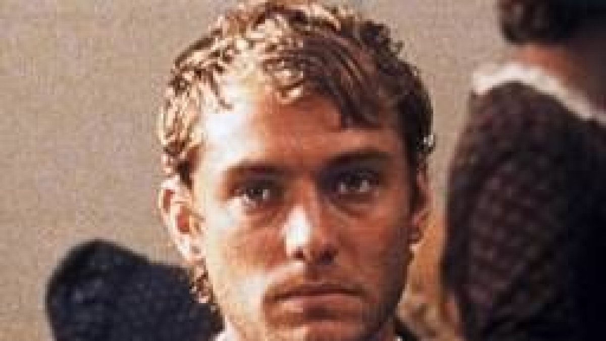 Jude Law, a la manera de Ulises, regresa de la guerra para encontrar a su amada