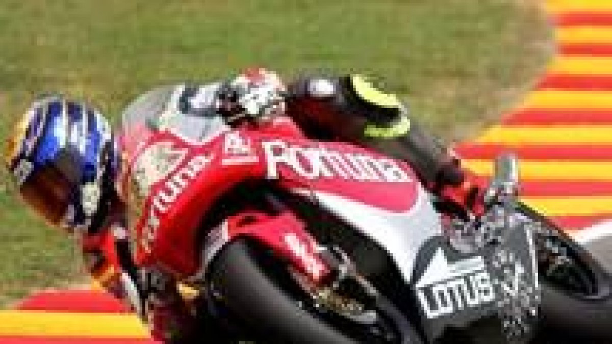 Lorenzo logró su primera pole y la primera vuelta rápida de su vida