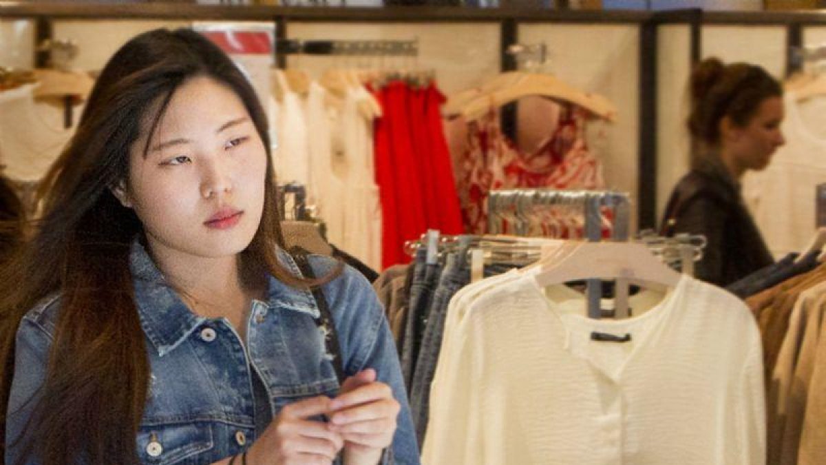 Una turista china en Barcelona.