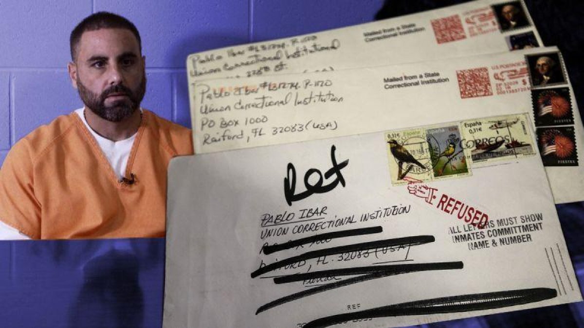 Pablo Ibar, en una imagen de un documental de la Sexta, junto a las cartas que le envió al barcelonés Alfonso Flores. Pablo Ibar, en una imagen de un documental de la Sexta, junto a las cartas que le envió al barcelonés Alfonso Flores.