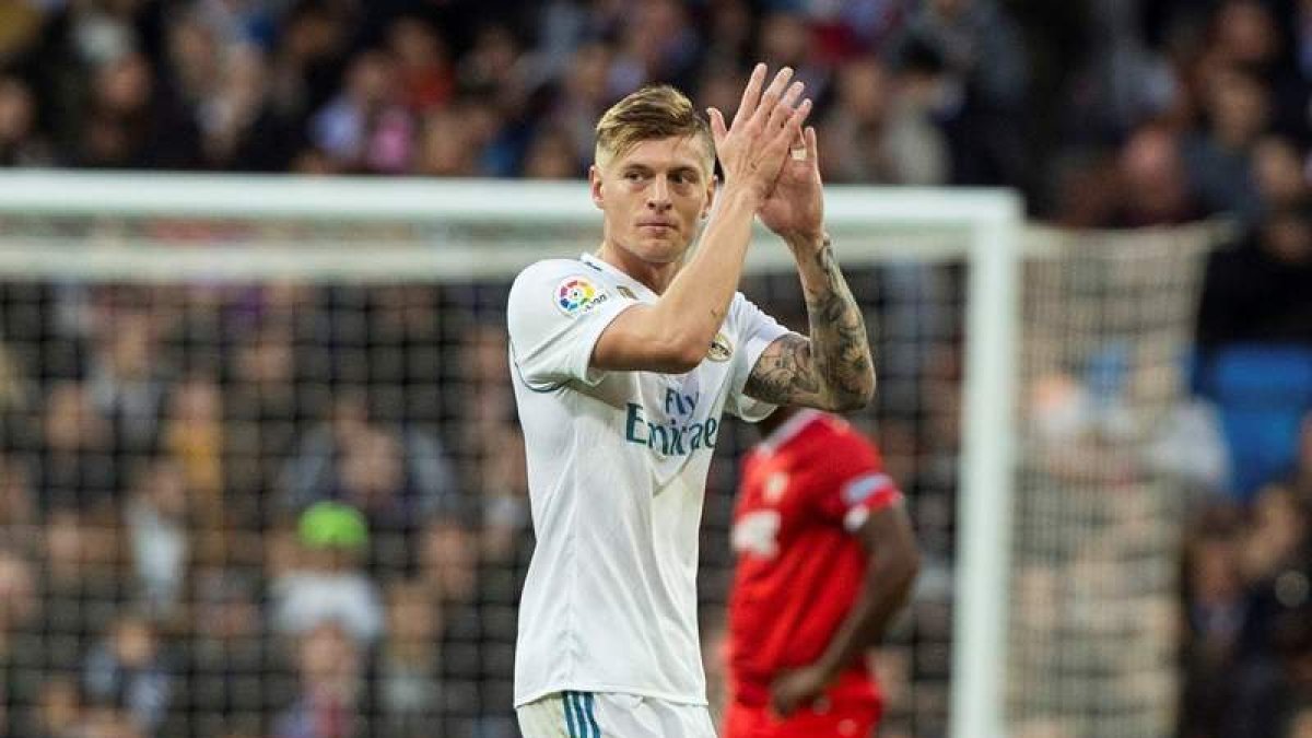 Kroos acabó lesionado a pesar de que jugó los noventa minutos ante el PSG. RODRIGO JIMÉNEZ