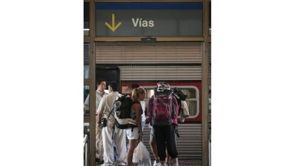 Los viajes y los alojamientos bajaron sus precios en septiembre