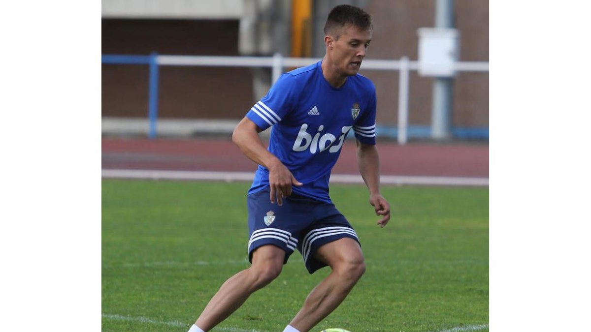 La Deportiva espera una contestación de Adán a su oferta de renovación