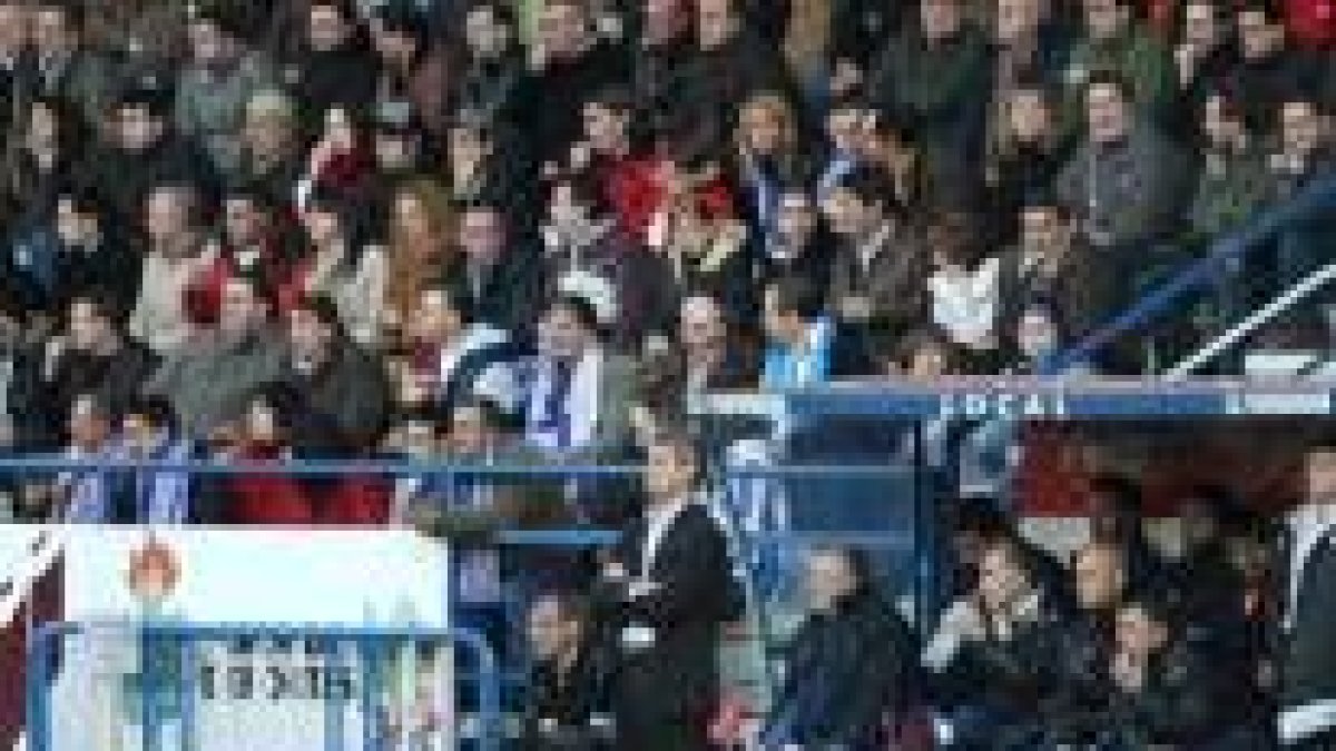 El técnico espera que la grada sea «comprensiva» con el equipo