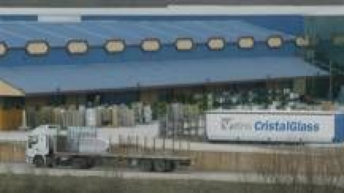 Imagen de la factoría de Cristalglass en la localidad de Camponaraya
