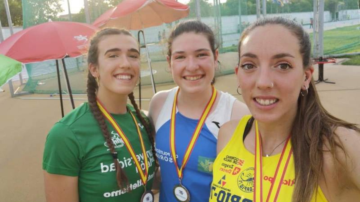 Inés Venero encabeza el éxito de las lanzadoras leonesas. DL