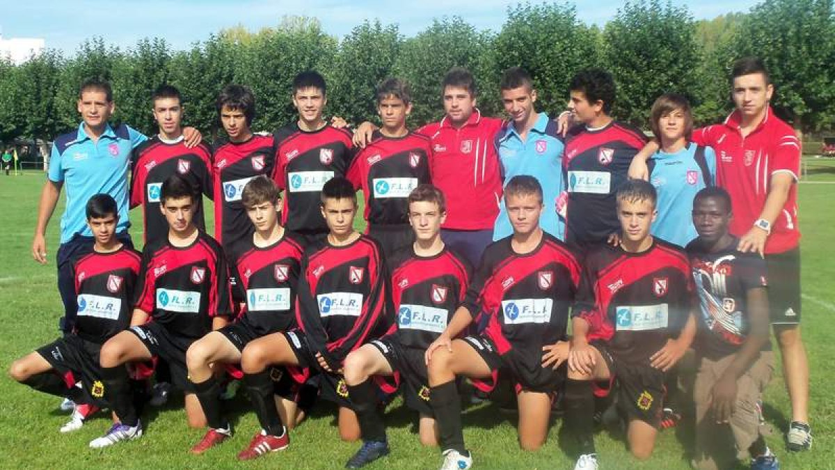 Formación del equipo del Ejido que milita en la 1.ª División Provincial Cadete.