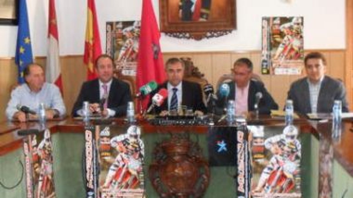 Falagán, González, Palazuelo, López Benito y Roquer, en la presentación ayer del Mundial.