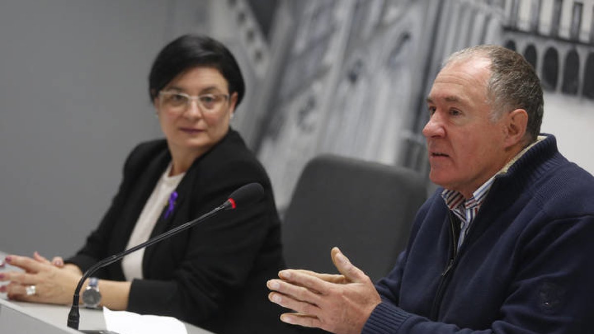 Rueda de prensa de UPL. F. Otero Perandones.