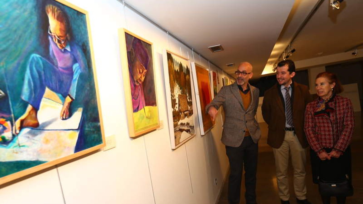 Ricardo Charlofé con Juan Pablo García Valadés y Montserrat Gutiérrez.
