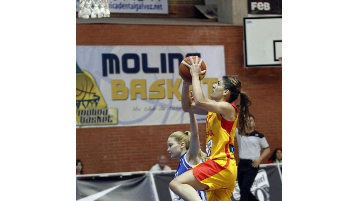 La jugadora española Marta Xargay destacó ante Serbia.