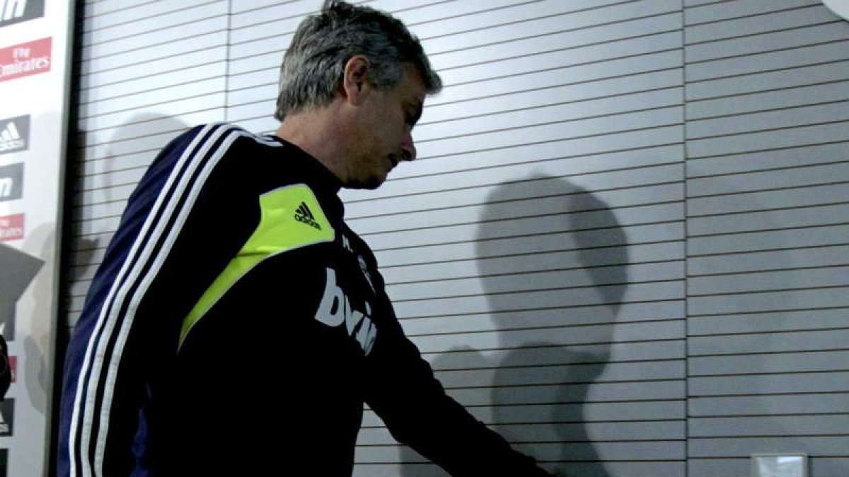 José Mourinho no despejó su futuro en las declaraciones efectuadas tras el entrenamiento.