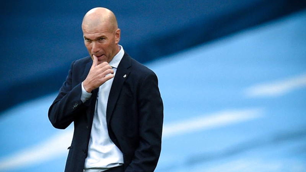 Zidane considera que su equipo tiene capacidad para competir por todos los títulos. OLI SCARFF