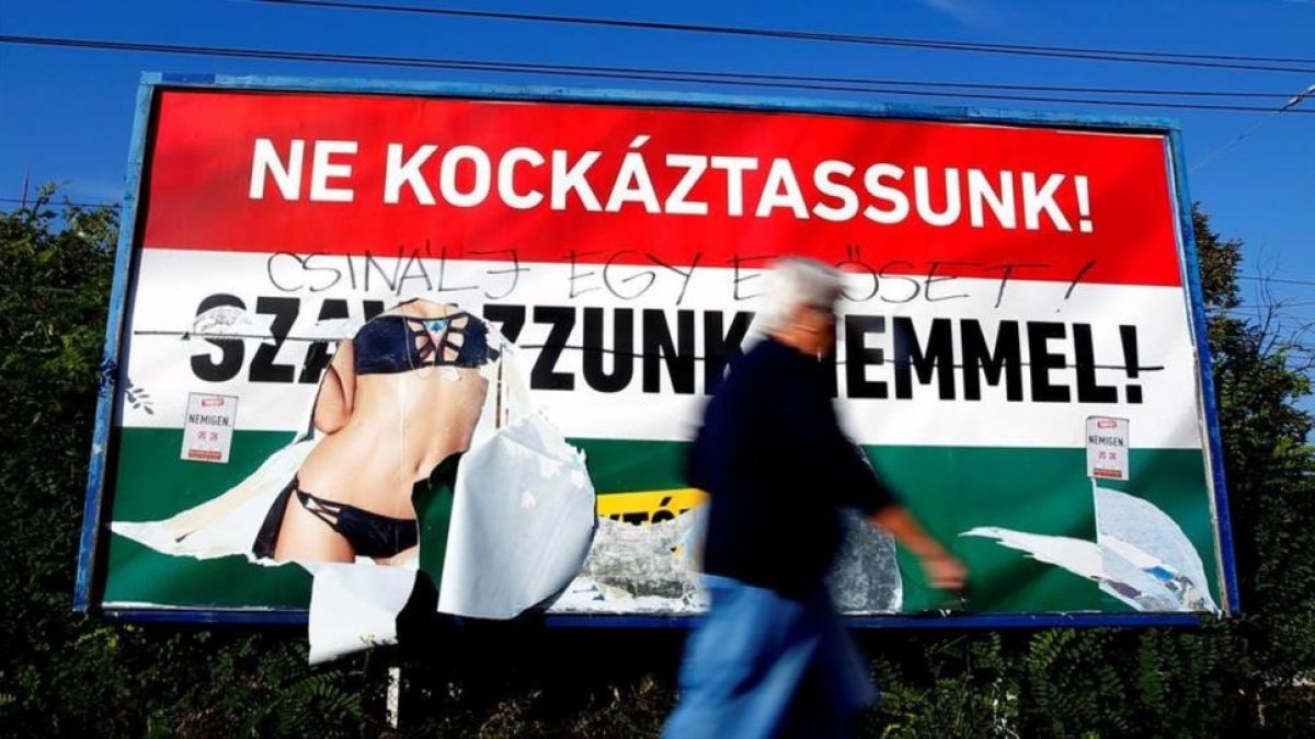 Cartel de la campaña gubernamental por el 'no' en el referéndum de Hungría.