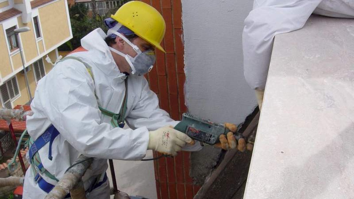 Aumenta la preocupación por el impacto de la exposición a riesgos laborales en la salud.