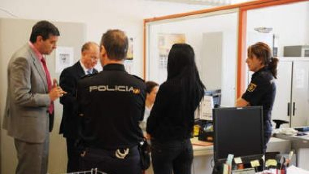 Una detenida es interrogada en el Juzgado de Instrucción número 1 de los de León.
