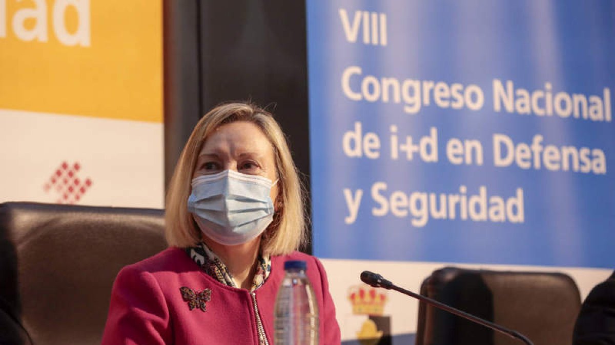 Amparo Valcarce. DL