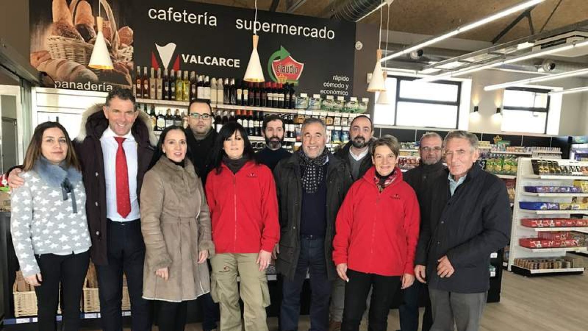 Los dueños acudieron a la inauguración del nuevo Claudio. DL
