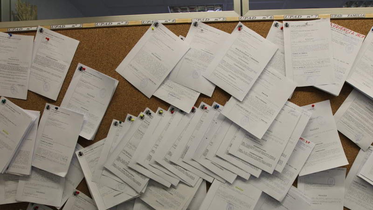 Embargos y otros asuntos se ejecutan en el punto neutro de los juzgados de León. DL