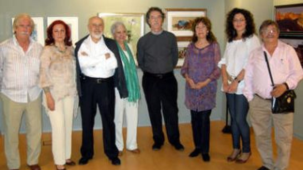 Foto de familia de los artistas que exponen en Arte Lancia