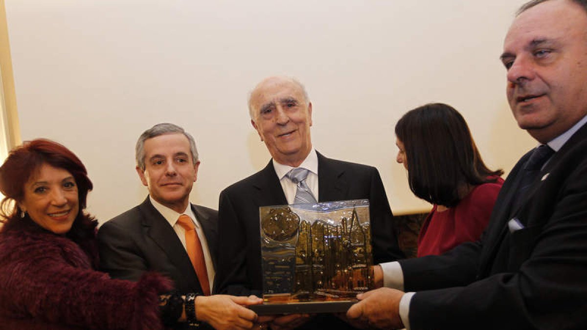 Victorina Alonso, Gutiérrez, Evaristo García y Álvarez