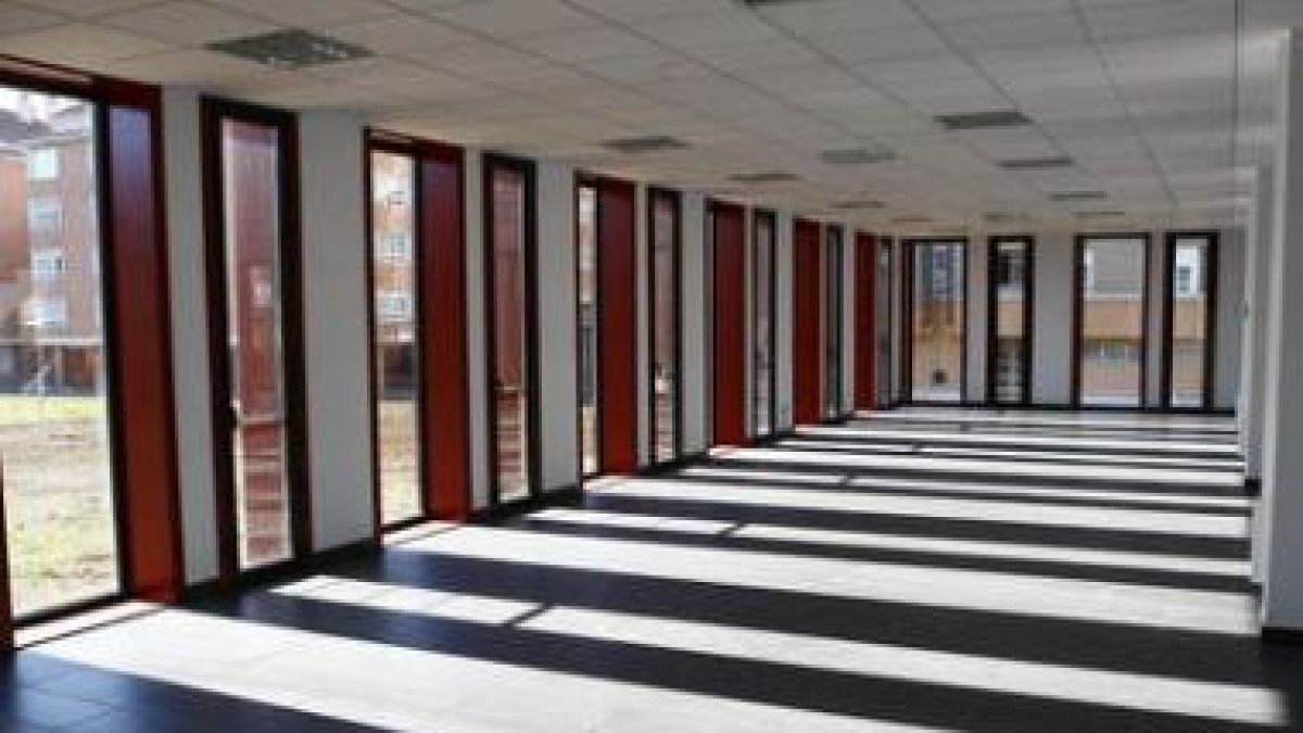 IU propone aprovechar el edifico tecnológico de Eras.
