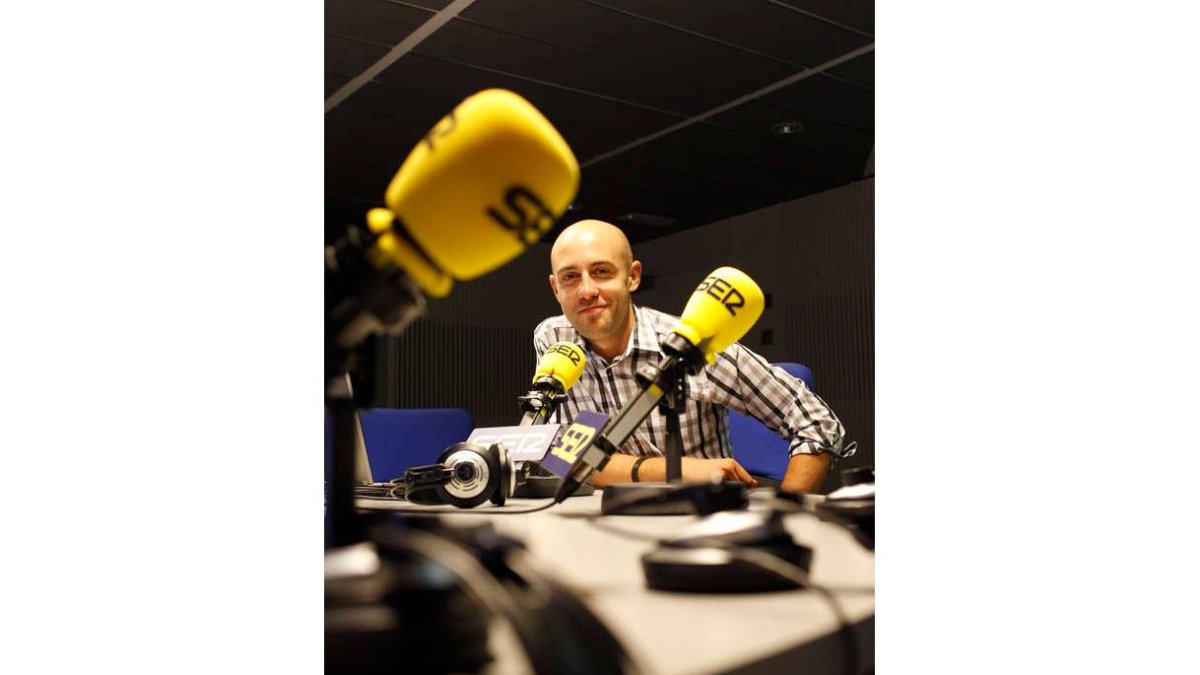 Pablo Morán en el estudio de ‘Hora 14’.