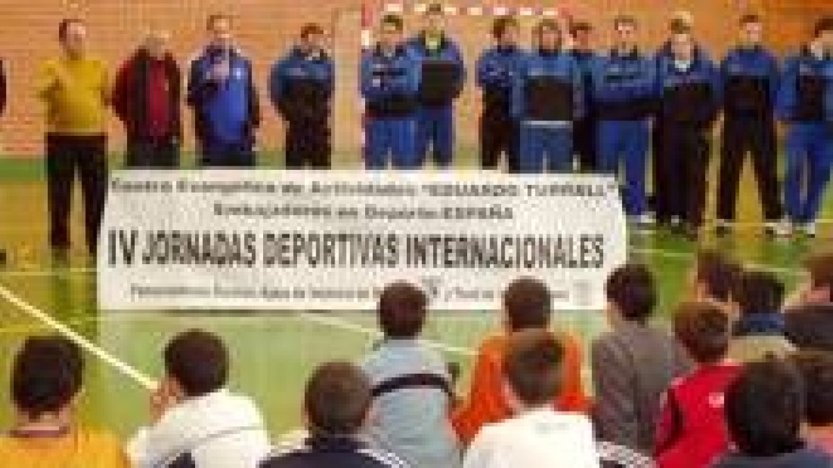 Tras la inauguración comenzaron los torneos y actividades