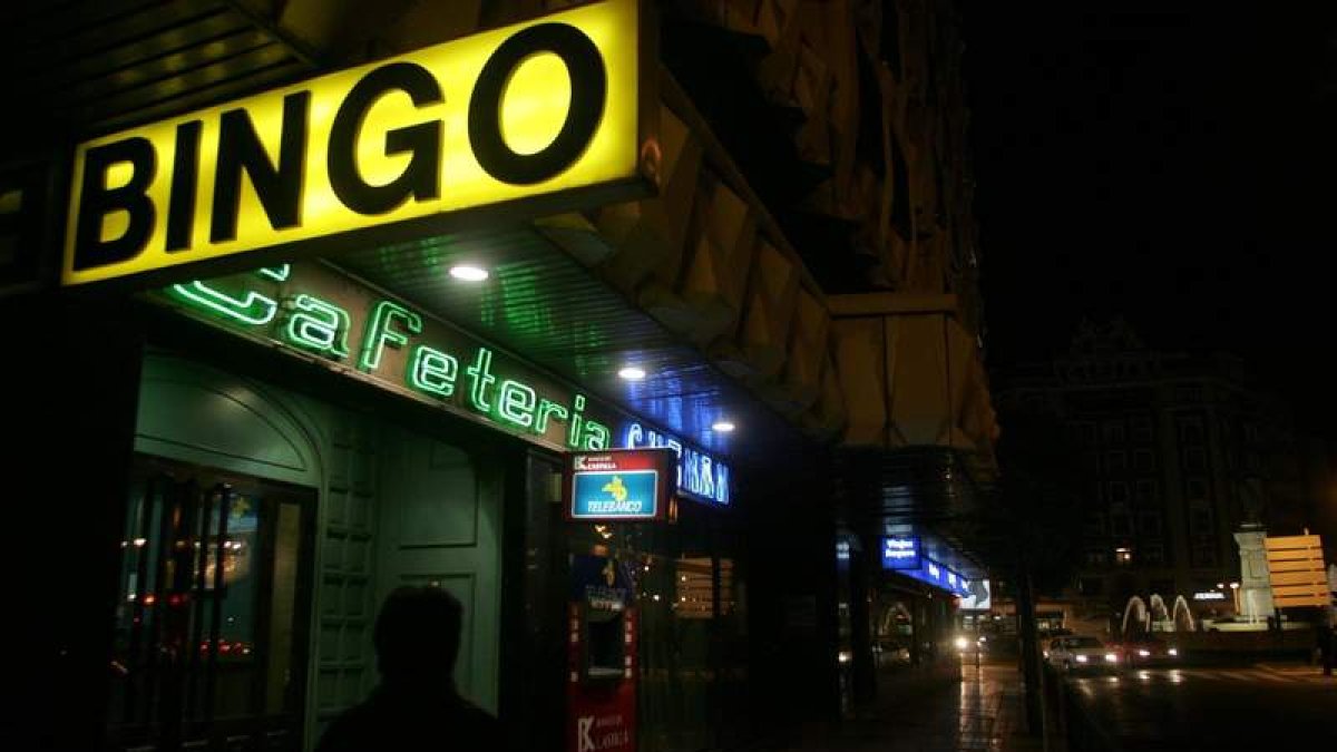 El bingo, una de las adicciones más peligrosas. JESÚS F. SALVADORES