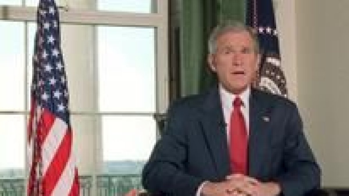 George Bush ha conseguido la inmunidad de sus cascos azules frente al TPI durante un año