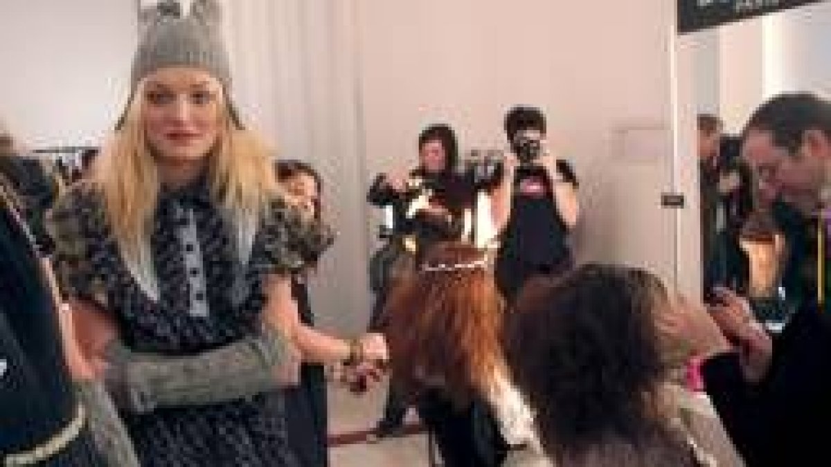 Tras el casting, tres modelos inglesas fueron excluídas de las 52 elegidas para una nueva edición