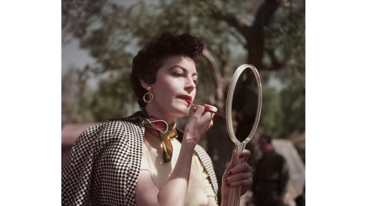 Ava Gardner, en el rodaje de 'La condesa descalza' (1954).