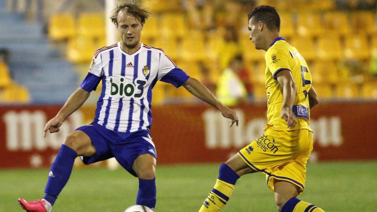 Khomchenovskyy puede debutar como titular en Liga tras hacerlo en Copa ante el Alcorcón.