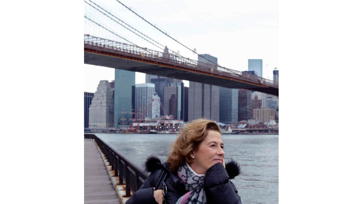 Julia Navarro presentó en Nueva York su último libro, donde está ambientada su ‘Historia de un canalla’