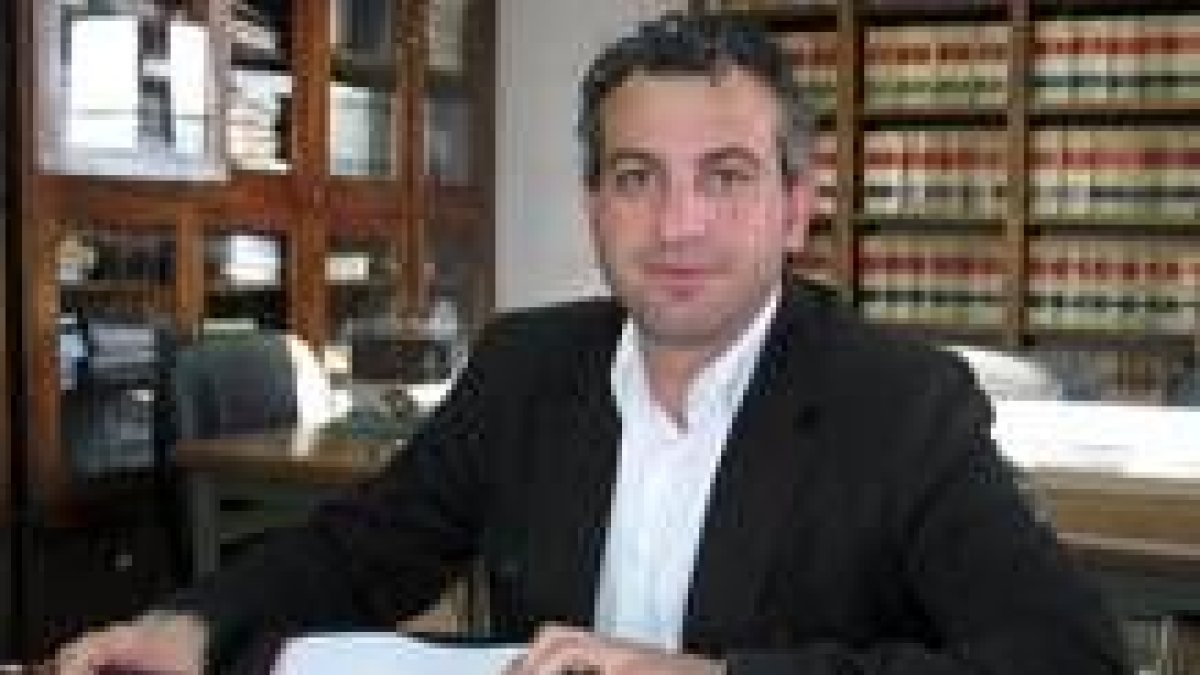 Nicanor Sen, alcalde de Cistierna y diputado de la comarca
