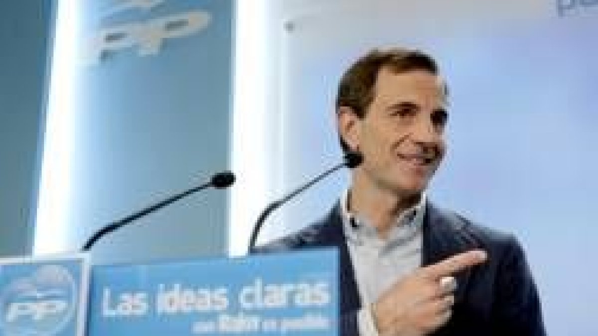 Juan Costa presentó la memoria económica del programa popular