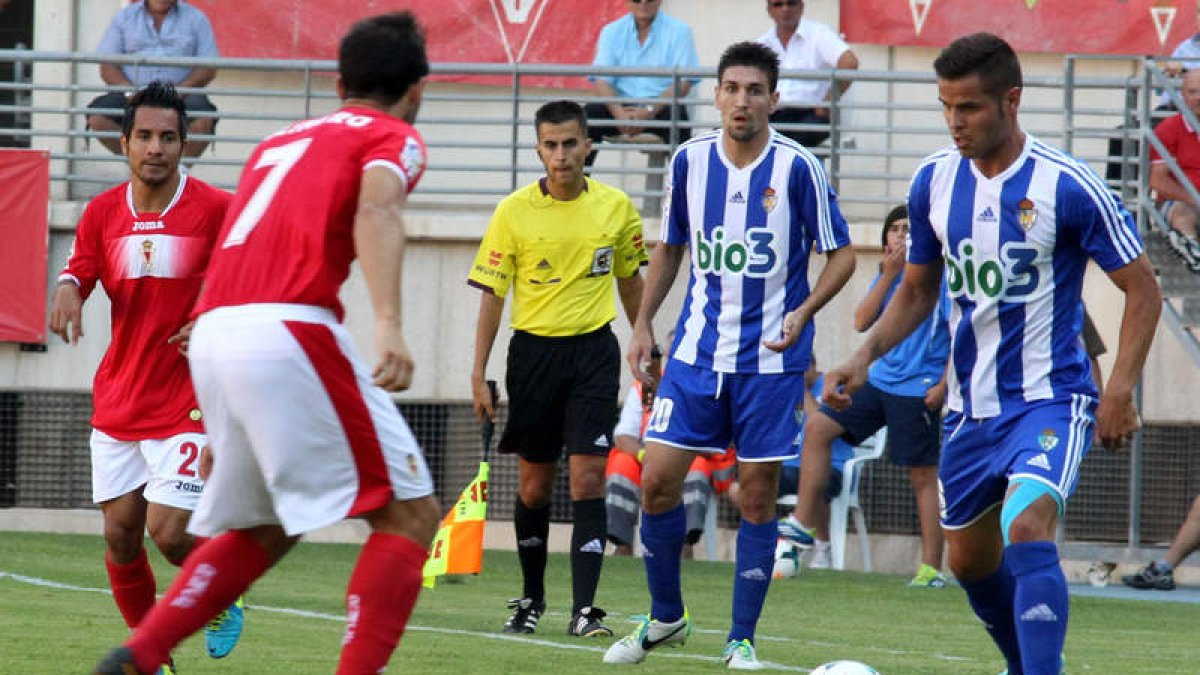 El Real Murcia jugará finalmente en Segunda División B y no se verá las caras con la Deportiva; sí lo hará el Mirandés
