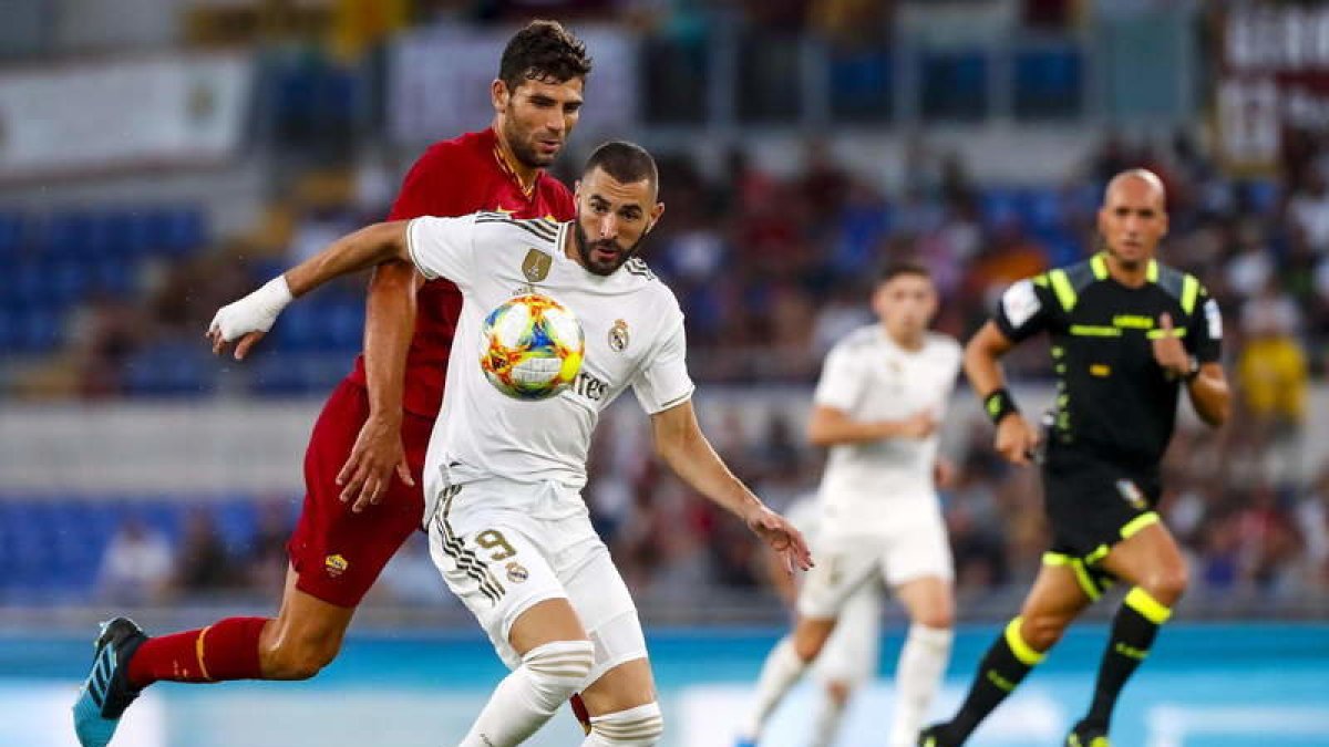 Benzema sigue negado de cara a gol pese a las oportunidades de las que gozó en Roma. A. CARCONI