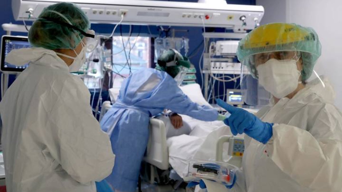 Paciente de covid en la UCI. DL